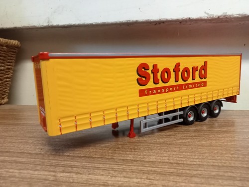 Corgi modern truck - corgi,
