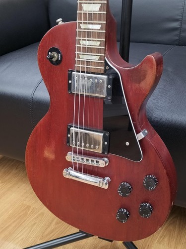 Les paul studio faded - les,