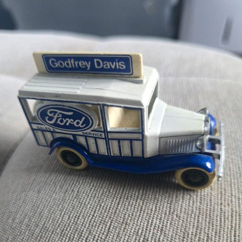 Lledo days gone dg9 ford - gone,