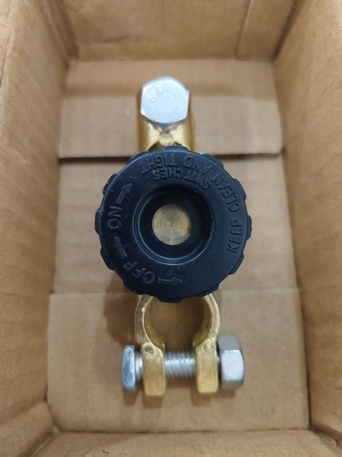 Quick disconnect master shut - quick,