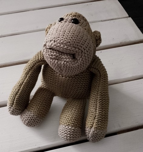 Tips knitted monkey toy - pg,