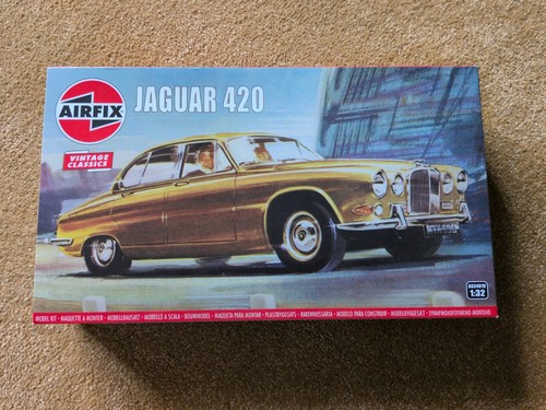 Airfix vintage classics jaguar - airfix,