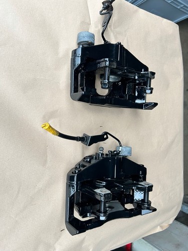 Genuine audi front calipers - vw,