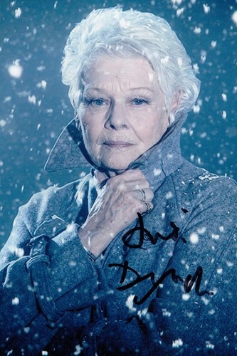Dame judi dench signed 6x4 - dench,