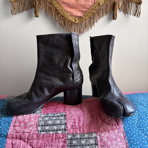 Maison margiela tabi boots - maison,