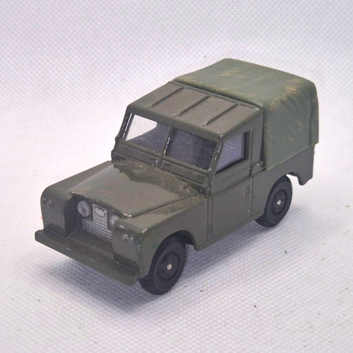 Land rover military green - land,