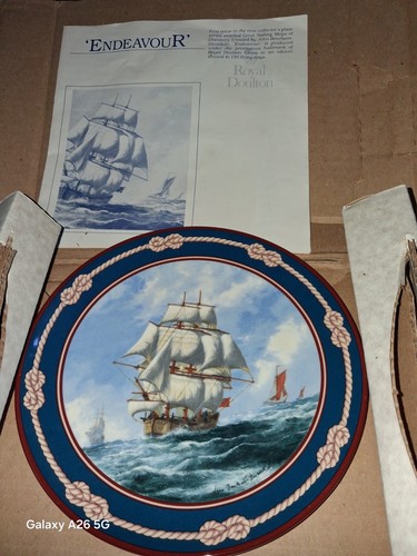 Royal doulton collector - royal,