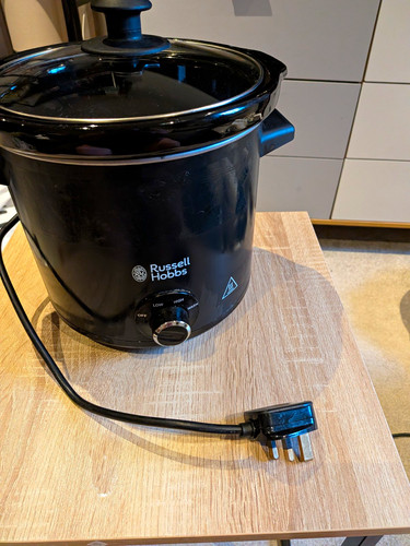 Russell hobbs black 5l - hobbs, 6.5l