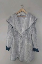 Cozee Home Fluffy Dressing