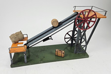 Bing Drive Model Goods Lift No. 9956/340 in original condition 31.5x10.5 cm