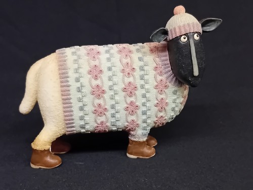 Enesco ewe and - enesco, 'nellie'