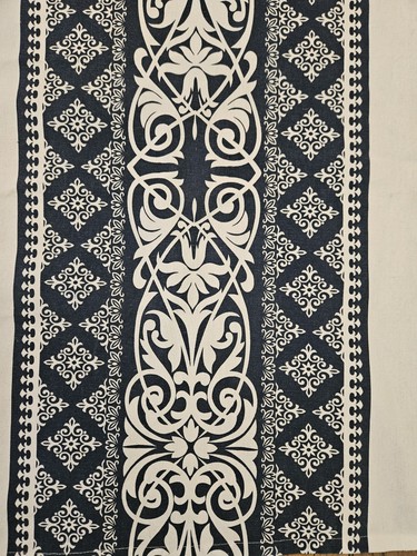 Blue cream mosaic stripe - on,