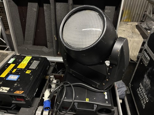 1xmartin mac600 wash with - 1xmartin,