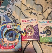 Tamagotchi and digimon bundle - and,