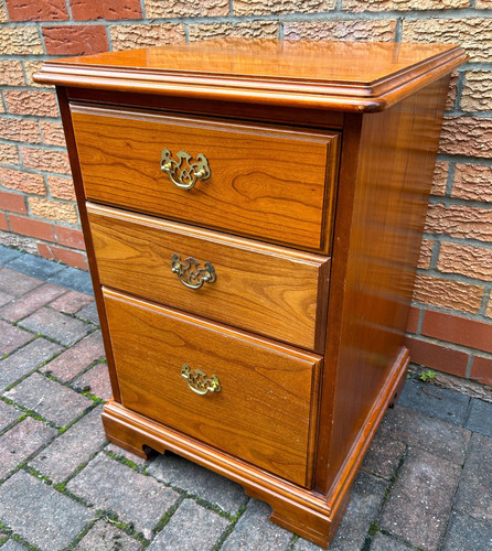 Younger furniture teak wood - teak,