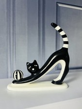 Vintage Cmielow Cat With Ball