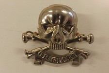 MILITARY BADGE 17TH LANCERS CAP BADGE 5CM X 4.15CM (452)