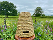 Traditional Beekeeping Bee Straw Skep Hive Decorative Display Beehive SMALL