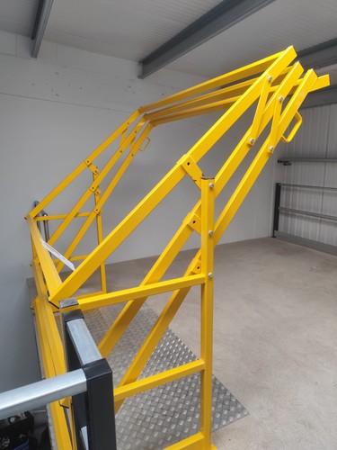 High mezzanine floor - mezzanine,