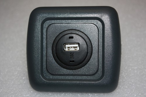 Cbe usb socket - +, grey