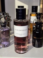CHRISTIAN DIOR Oud Ispahan -