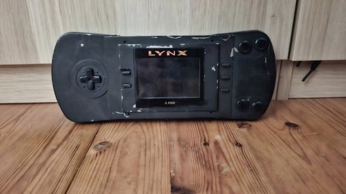 Atari lynx console - atari,