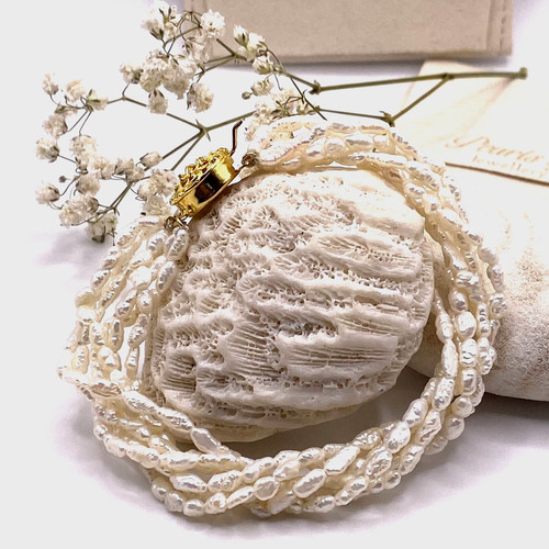 Natural freshwater pearls - natural,