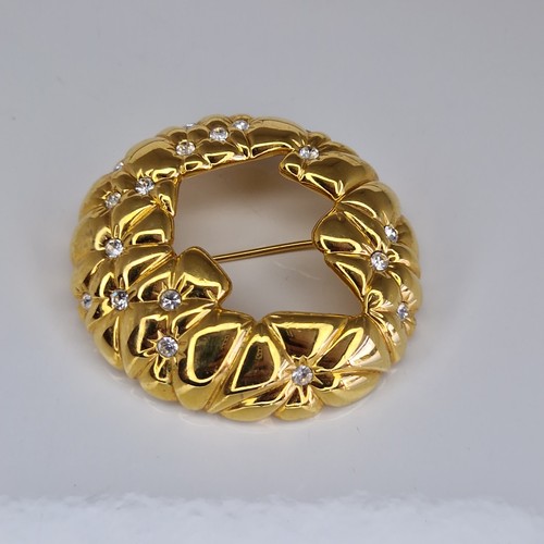 Swarovski brooch floral round - brooch,