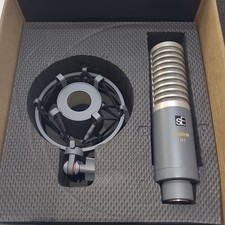 SE Electronics R1 Ribbon Mic
