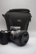 Sony NEX 5 Camera with 18-55mm