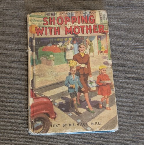 Shopping with mother vintage - shopping,