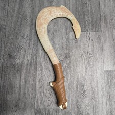 Mauis magical fish hook