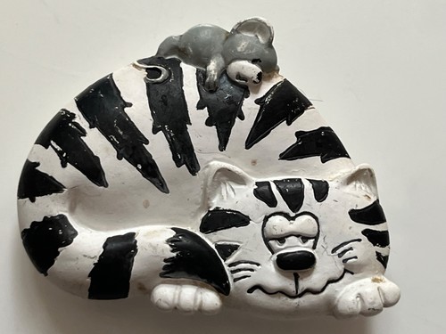 Fridge magnet stripy cat - stripy,