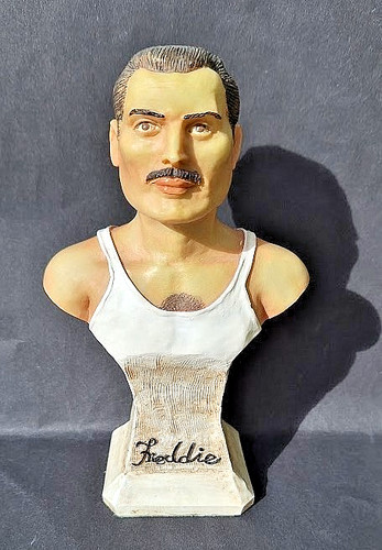 Freddie mercury bust statue - mercury,