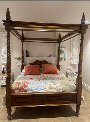 Bespoke 210cm wide 200cm - 210cm,