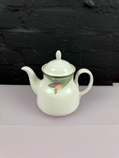 Royal Doulton Vogue Awakening