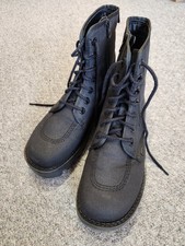 Kickers Unisex Boots (Size 7-8 PLZ READ)