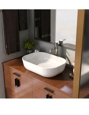 White Ceramic Oval Vessel Bathroom Sink 46 x 32,5 x 14 cm