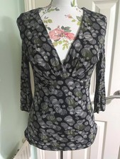 East Black/Green Blouse UK10 - White Dot Print Faux Wrap Stretch V-Neck 