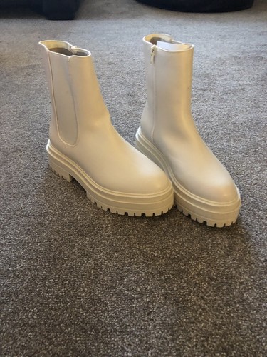 Hand calf length chunky - hand,