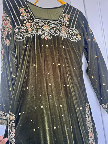 Women green velvet - women’s,