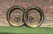 Complete wheel set Chris King Performance Hubs Gold . Sun rims, tyres, cassette 