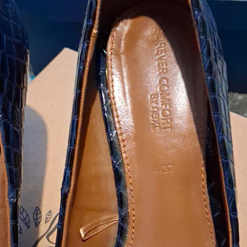 Next navy patent croc - next,