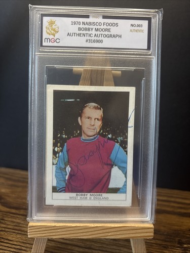 Bobby moore autographed - autographed, 1970
