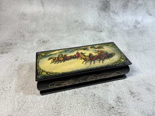 Russian troika lacquer box - troika,