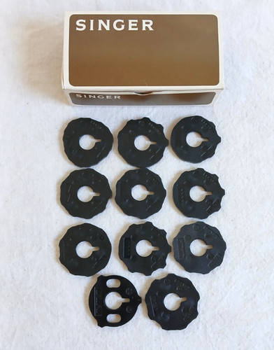 Singer sewing machine - 11,