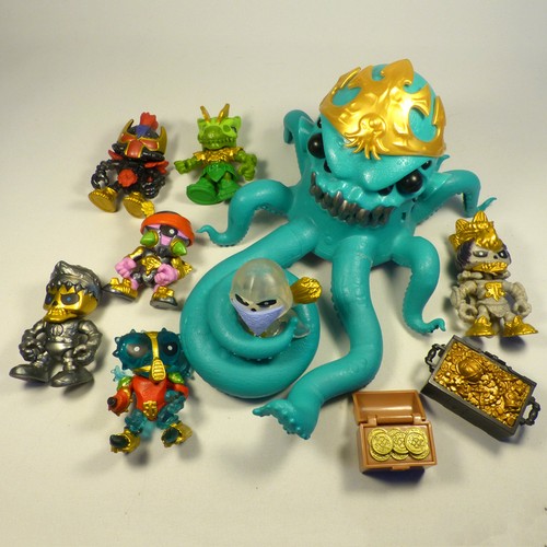 Treasure sunken gold wreck - treasure,