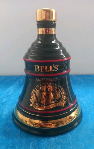 Wades porcelain bells 8yr - 8yr, old