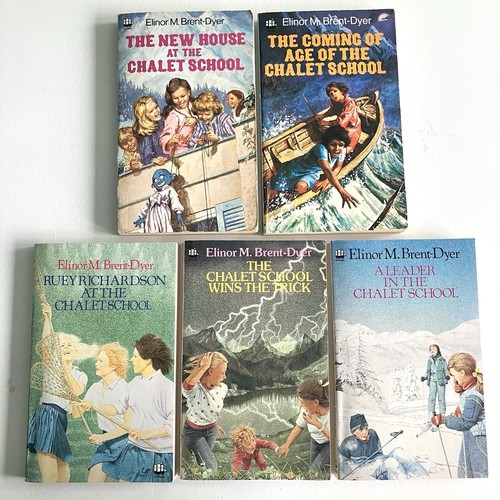 Chalet school bundle 5 - school, of