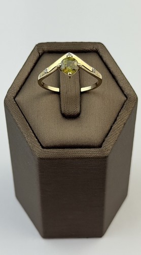 Tourmaline and diamond - tourmaline, 9ct